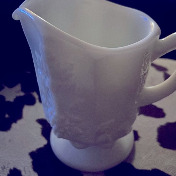 White Opaque Milk Glass Creamer Pitcher - Picture 3 of 7
